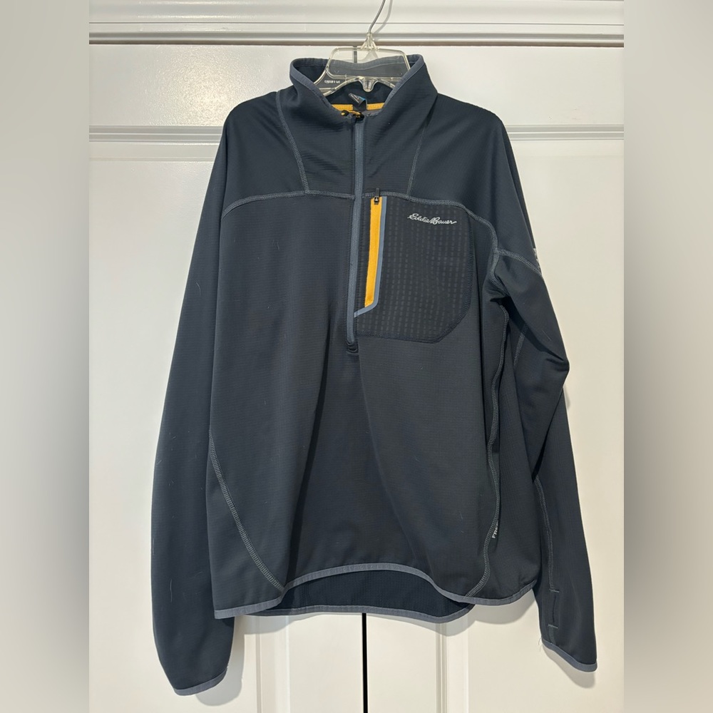 Eddie Bauer Men’s Pullover- Large